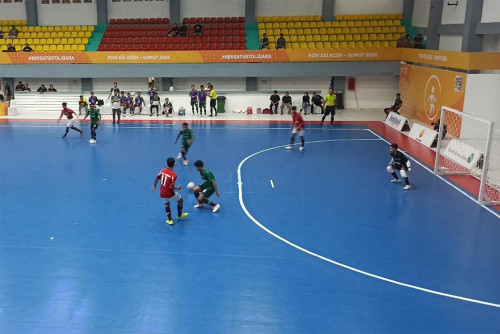 futsal-j7tM8